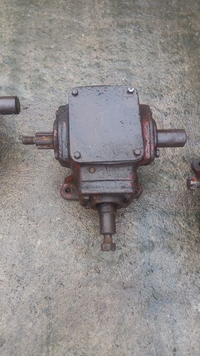 reductor raport 1,3 la 1 / reductor utilaj agricol