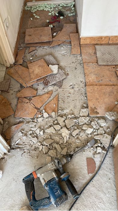 Decopertare Gresie / Faianta, Taiere Beton, Carotari, Demolari