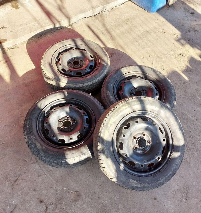 Set 2 roti iarna cu jante (CITITI DESCRIEREA)