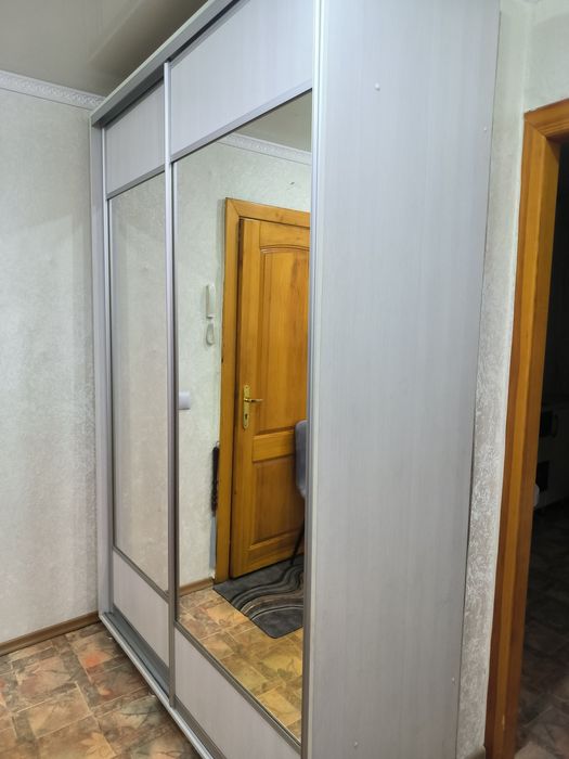 Продам шкаф купе