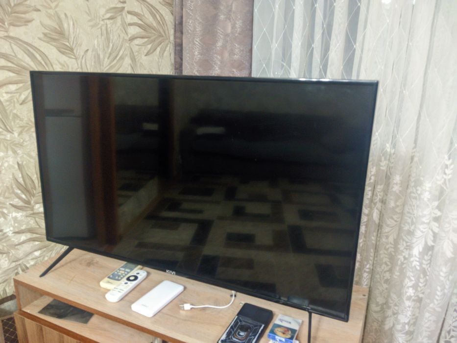 Телевизор KIVI 40F740LB
