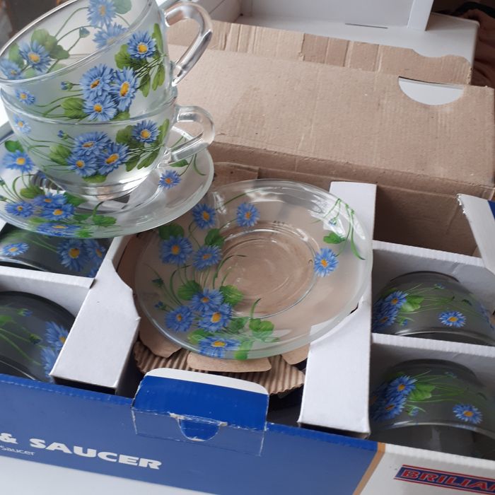 Продам чайный набор на 6 персон