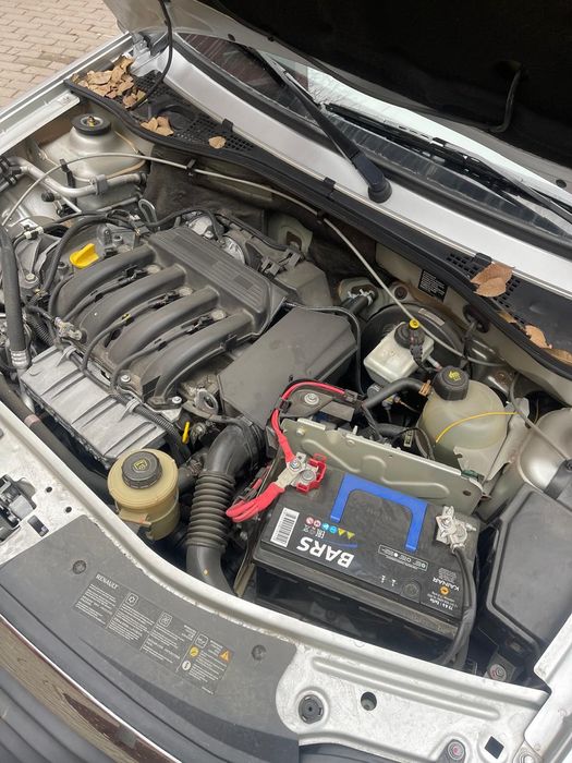 Рено логан 2015г