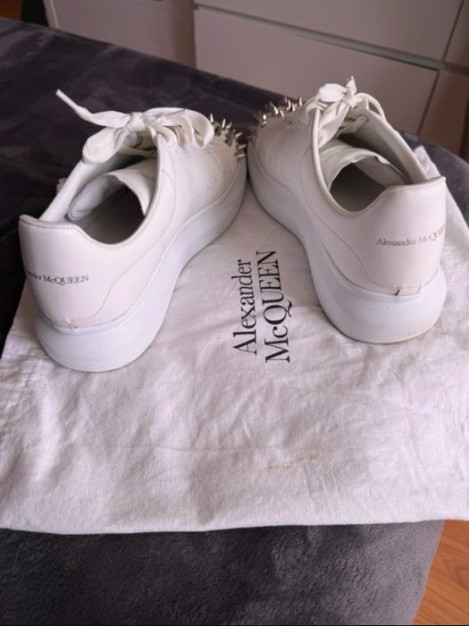 Alexander McQueen originali purtati o singura data