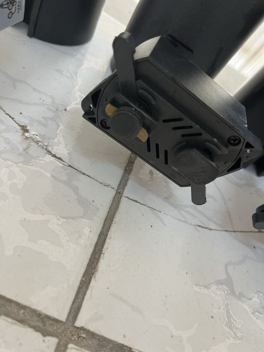 трековый светильник