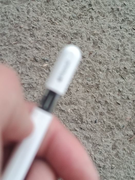 Продам Apple pencil 2 в белой расцветке