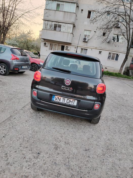 Vănd Fiat 500L an 2014