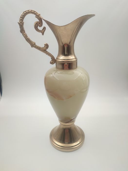 Винтидж урна за свещ от зелен мраморен оникс