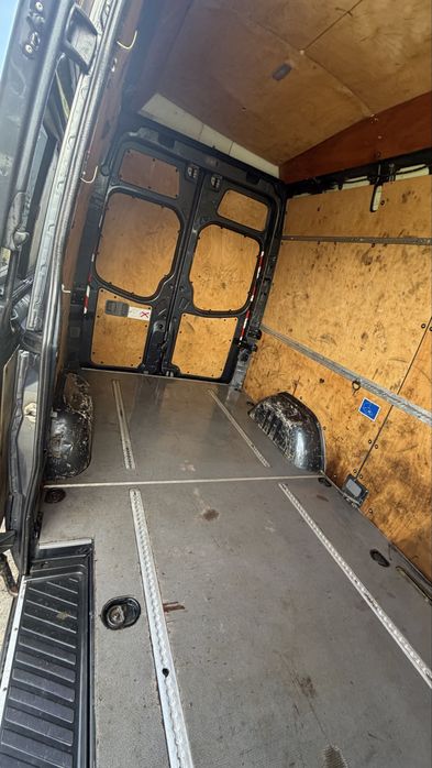 Proprietar vand mercedes sprinter 3.0 v6 319