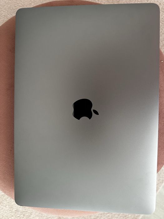 MACBOOK PRO 2017 i5/16gb/1tb