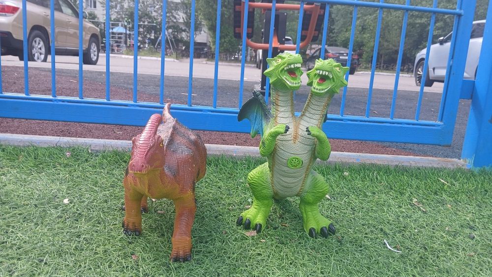Игрушки динозавров