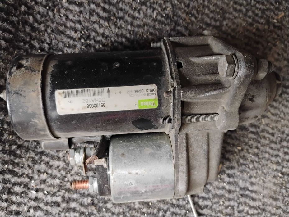Vând piese Opel Astra g