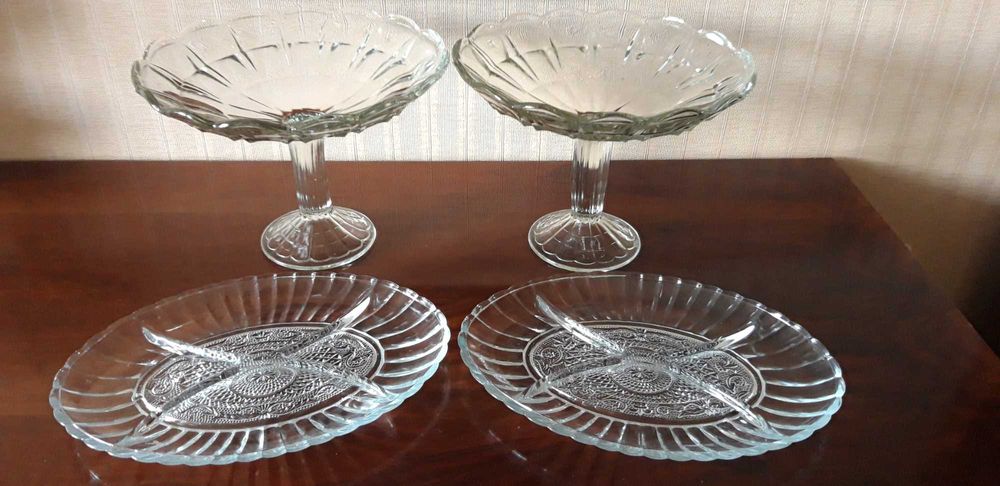 Фруктовницы  и  менажницы.