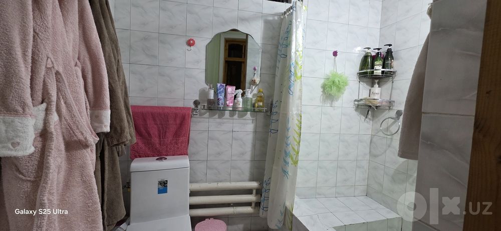 Kirib yashashga tayyor 14xonali uy