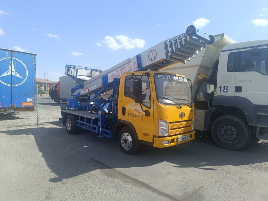 Avto lift Faw mashinasi sotilafi