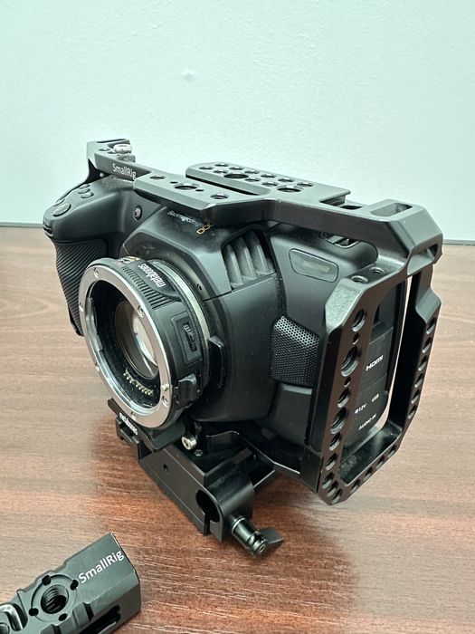 Blackmagic bmpcc 4k + accesorii si cutie originală