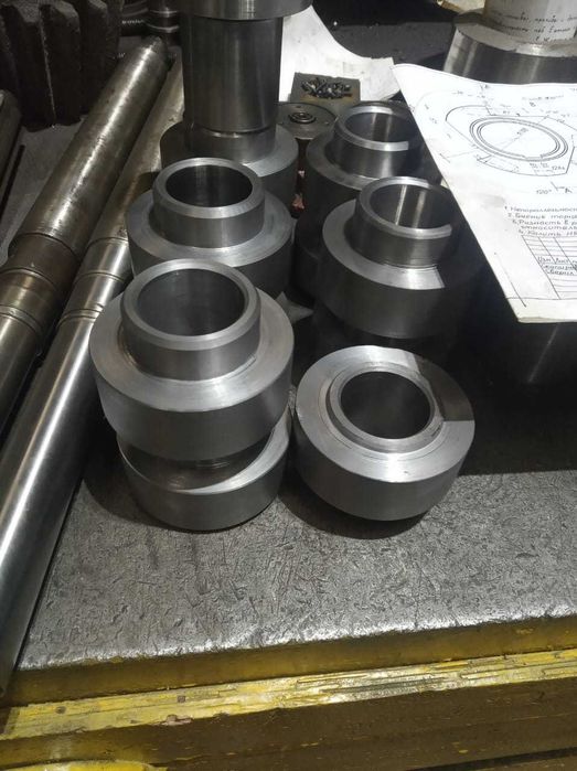 Токарь ,Токарные работы.