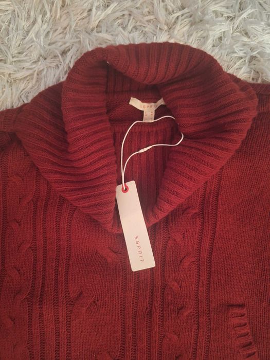Poncho Espirit marinea M.Este nou nout! Pret 70lei.