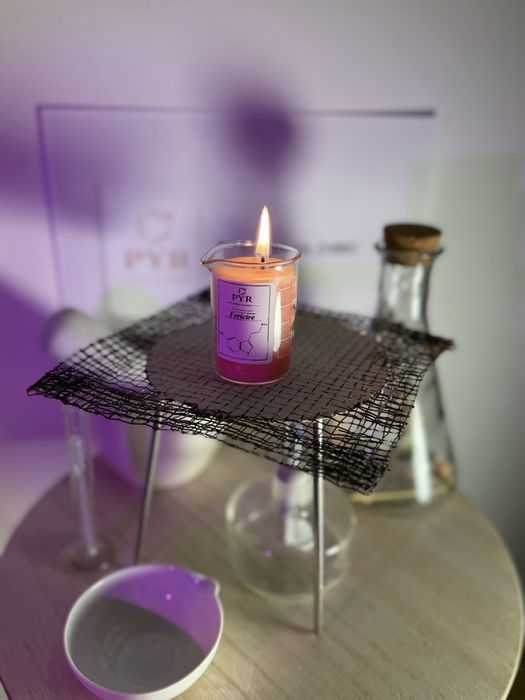 PYR-Magia chimiei, Lumânări cu emoție