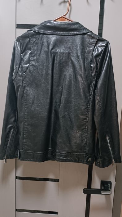 Куртка женская кожаная