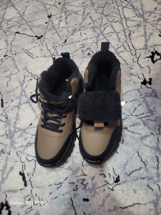 Мужская обувь , зимняя.