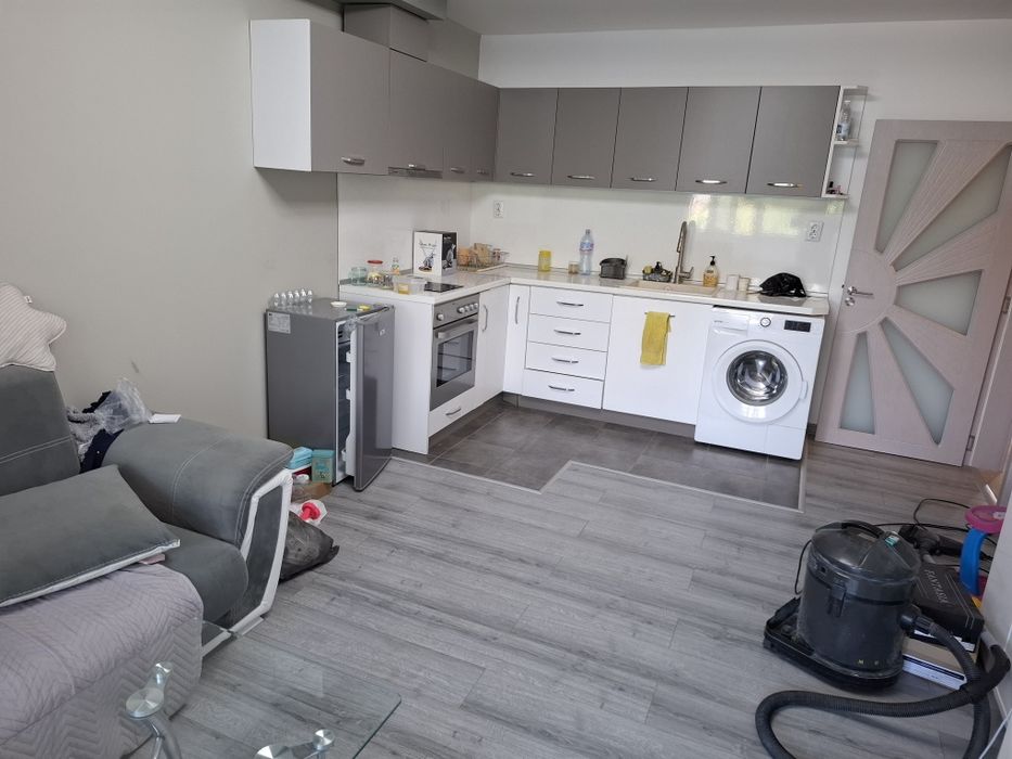 Дава се под наем Тристаен апартамент в Димитровград - 66 кв.м за 255 € - Снимка #1