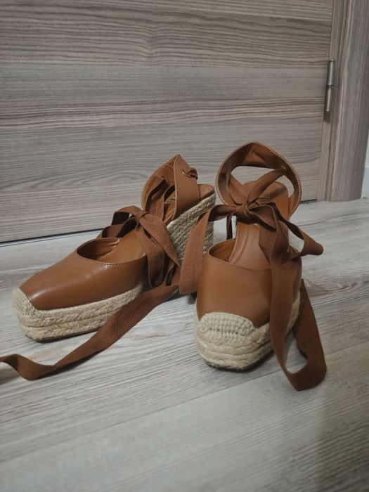 Дамски обувки 37 номер. ELON&ODD,  ZARA, Nike