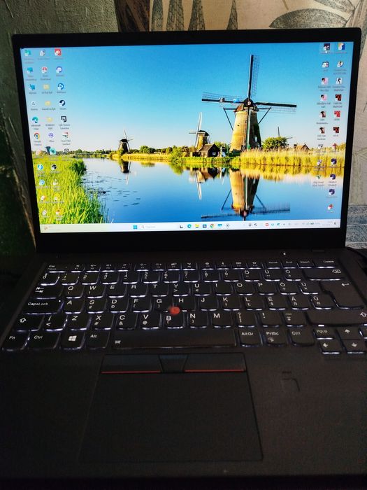 Лаптоп Lenovo X1 Carbon 6th i5-8350U 8GB 512GB