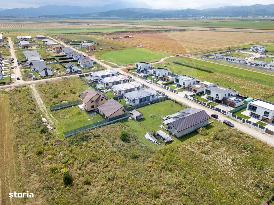 Teren intravilan de vânzare – Cristian, str. Nicolae Titulescu 1.173mp