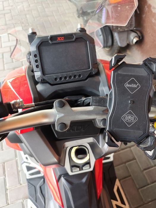 Продам скутер Honda ADV  300 куб