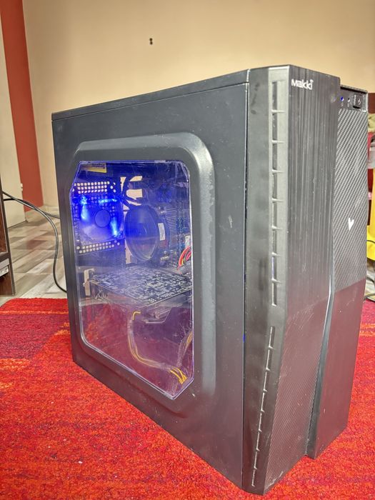 Настолен компютър