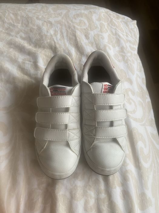 Маратонки на Tommy Hilfiger Намалени на 30лв.