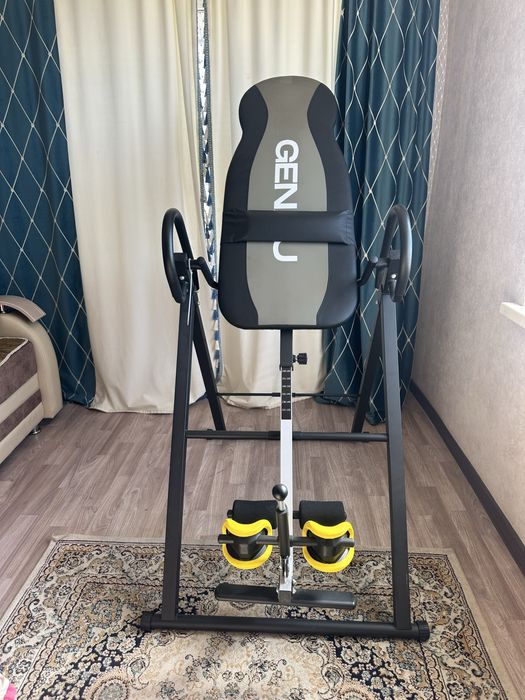 Инверсионный стол GENAU почти новый, Для спины