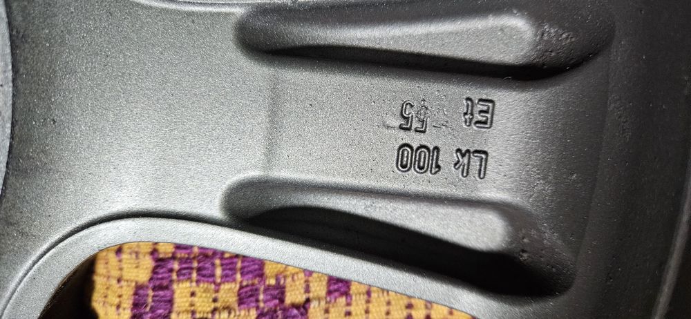 Jante originale Subaru STI si Bmw  5x100 16 INTACTE