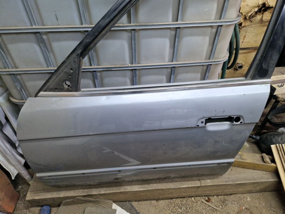 Продам двери е34