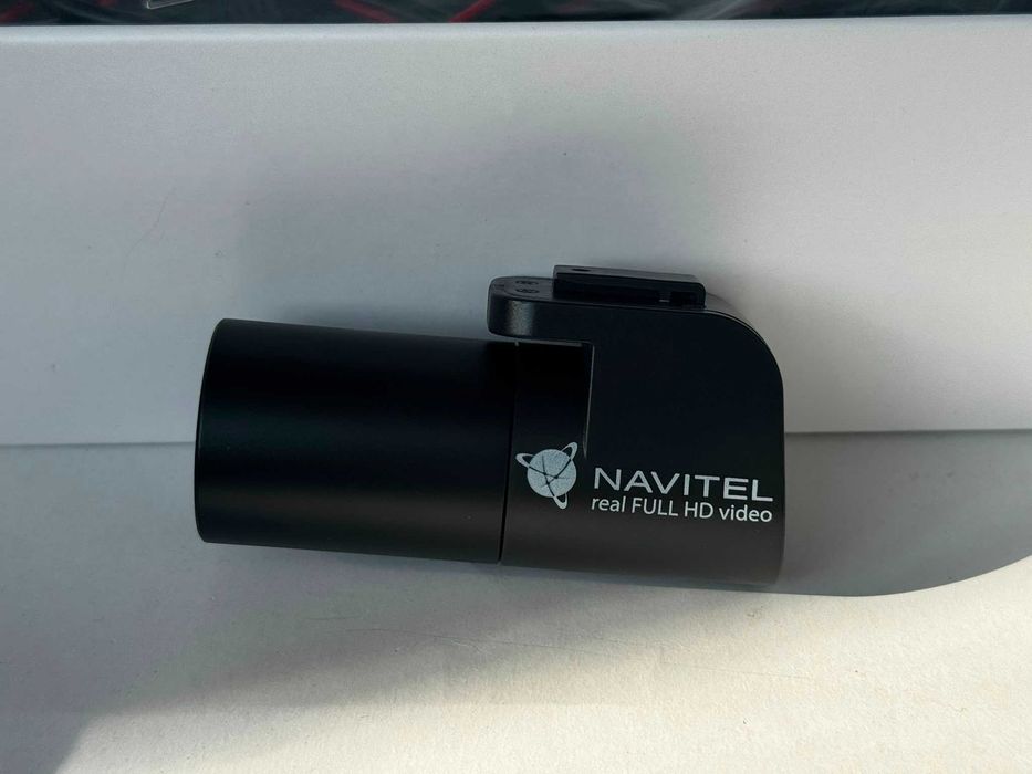 Cameră auto de bord Navitel MR450 GPS cu card SD SanDisk Ultra 64GB