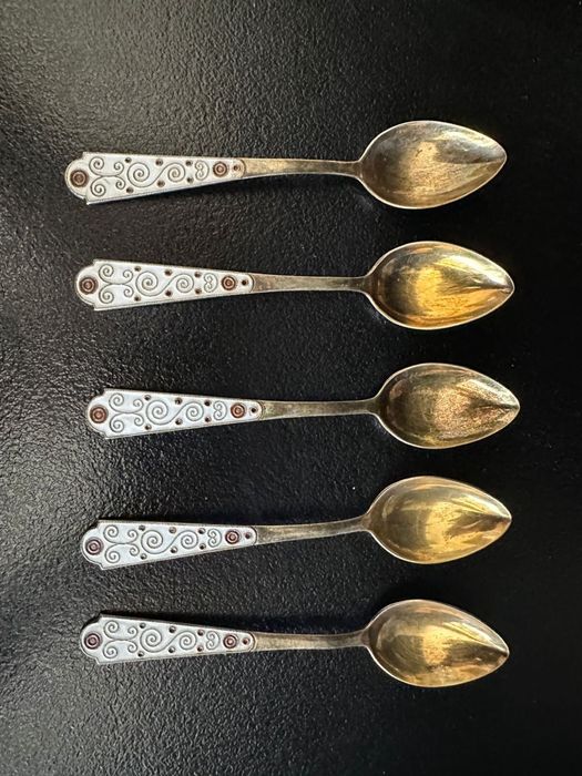 Набор из серебра