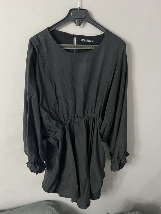 Дамски рокли на ZARA