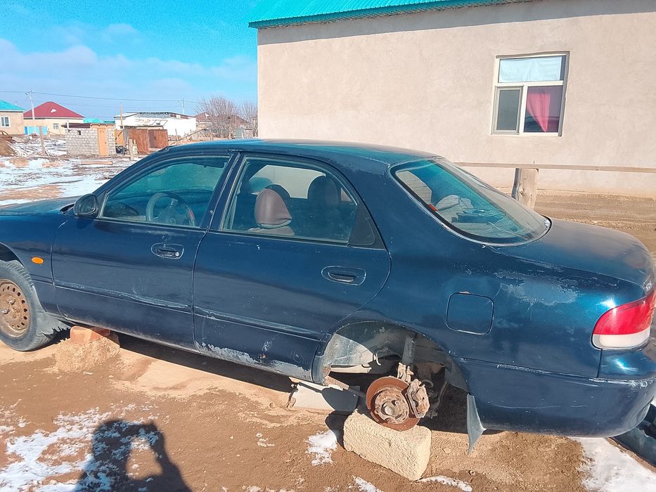 Мазда кронс сатылады