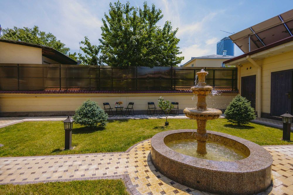 City Hotelda xonalarni kunlik ijaraga olish