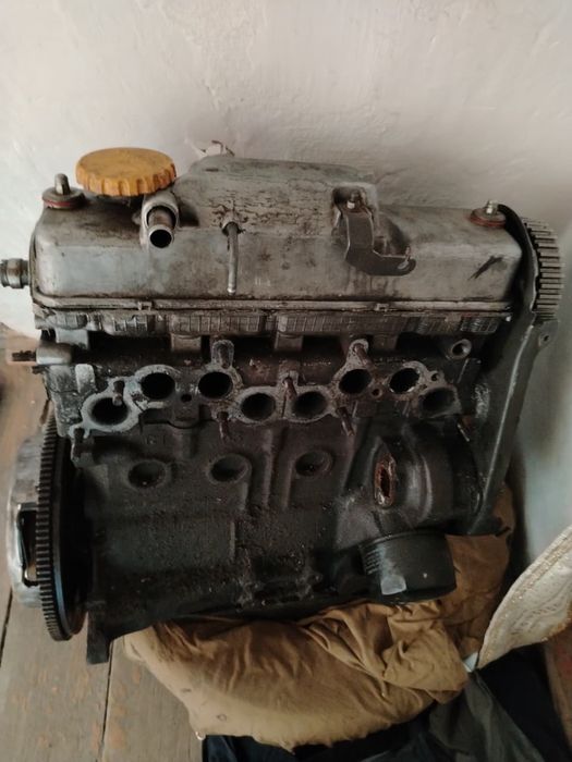 Двигатель ваз 2109(карб)