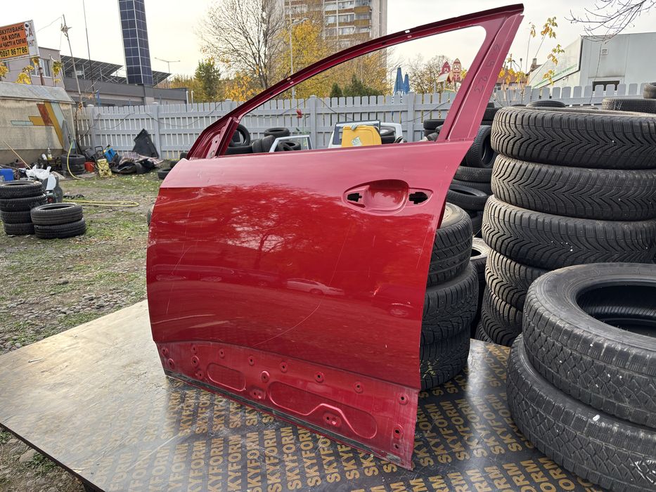 Врата Пежо 3008 2 Пежп 5008/Peugeot 3008 2 Peugeot 5008    2броя