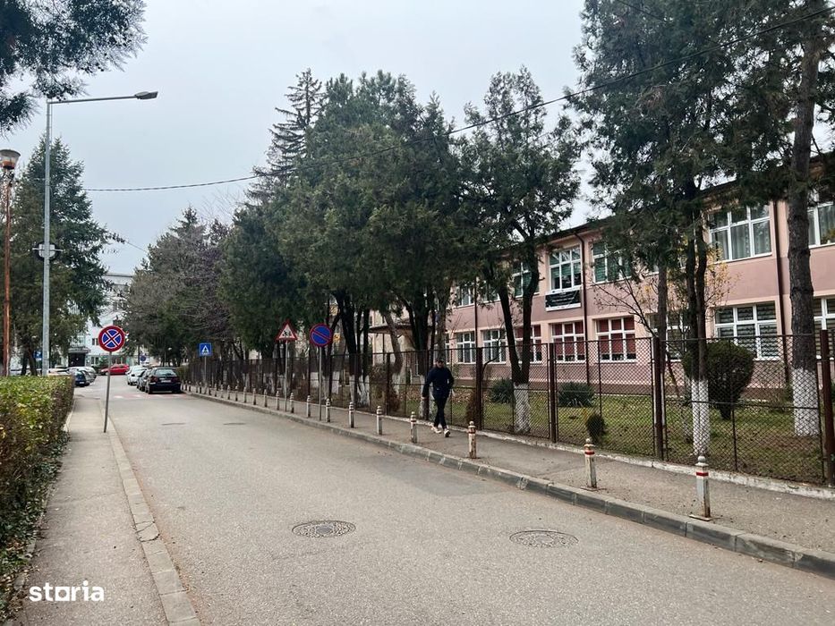 Inchiriere apartament 2 camere, mobilat, Targoviste, Al. Trandafirilor