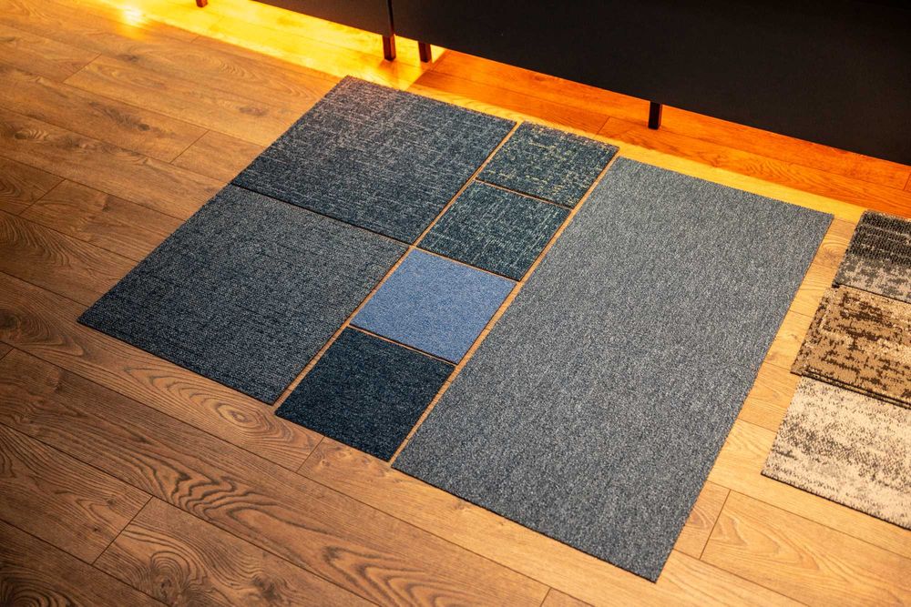 Gilam va kovrolin sotiladi  Fransuz ishlab chiqarish