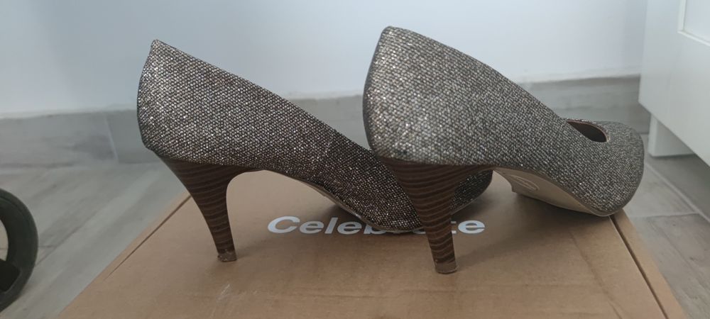 Pantofi ocazie paiete