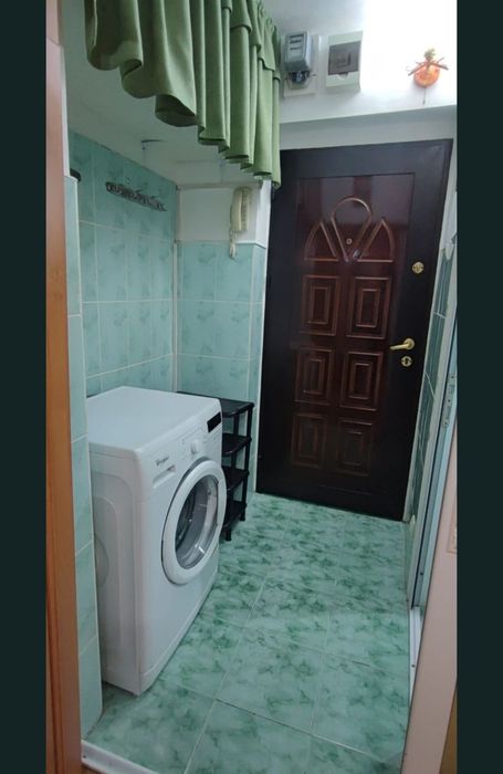 Închiriez garsonieră Nicolina 1