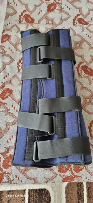 Бандаж на коленный сустав (тутор)