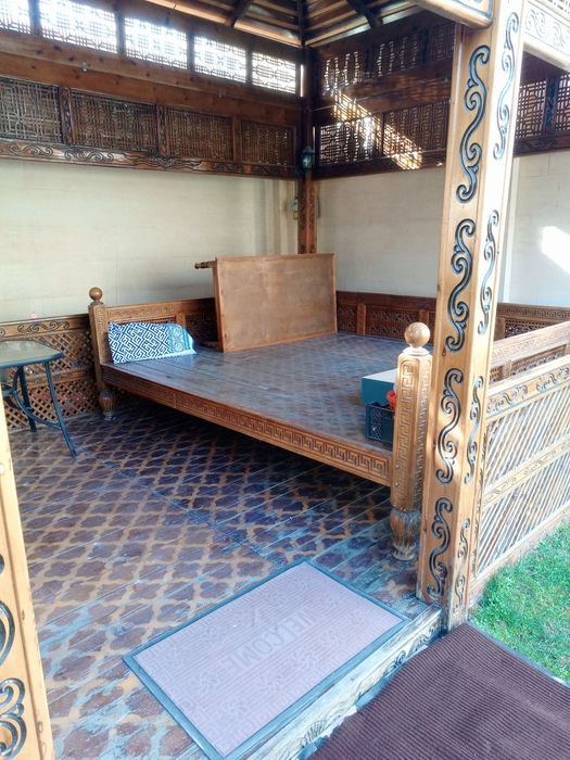 Bisetka soʻri stol stullar kampilekt sotiladi xolatlarizor