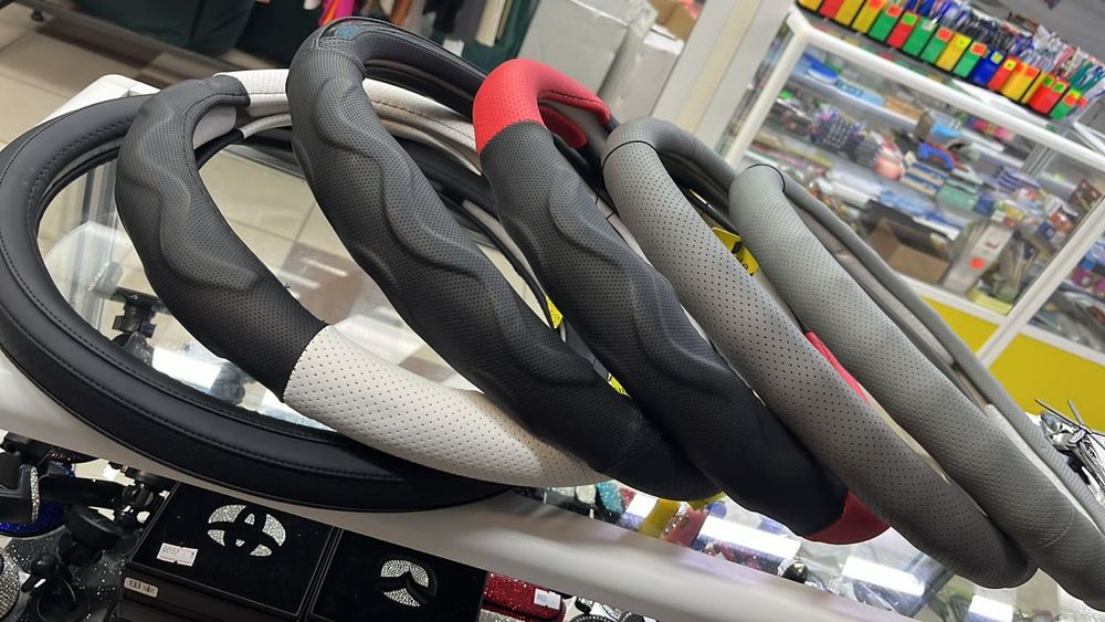 Чехлы на руль / оплетка на руль