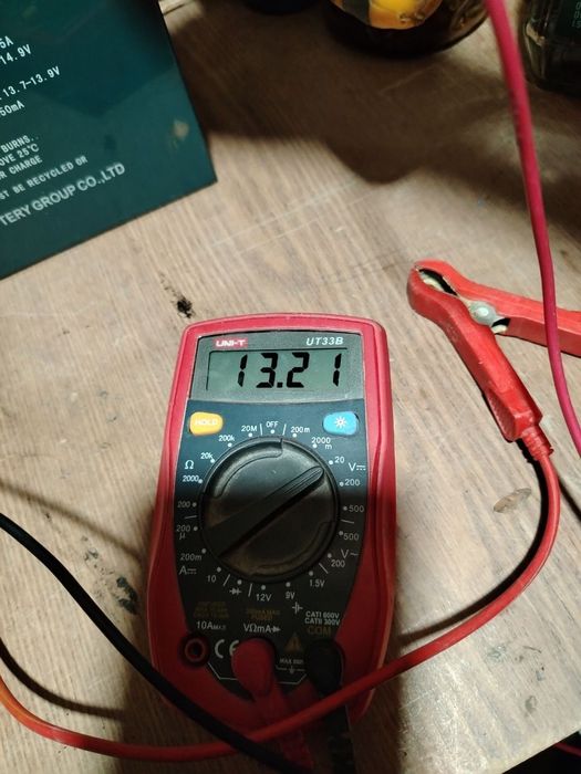 Аккумуляторы для электроскутер 12в 32а 6 шт состояния хороший